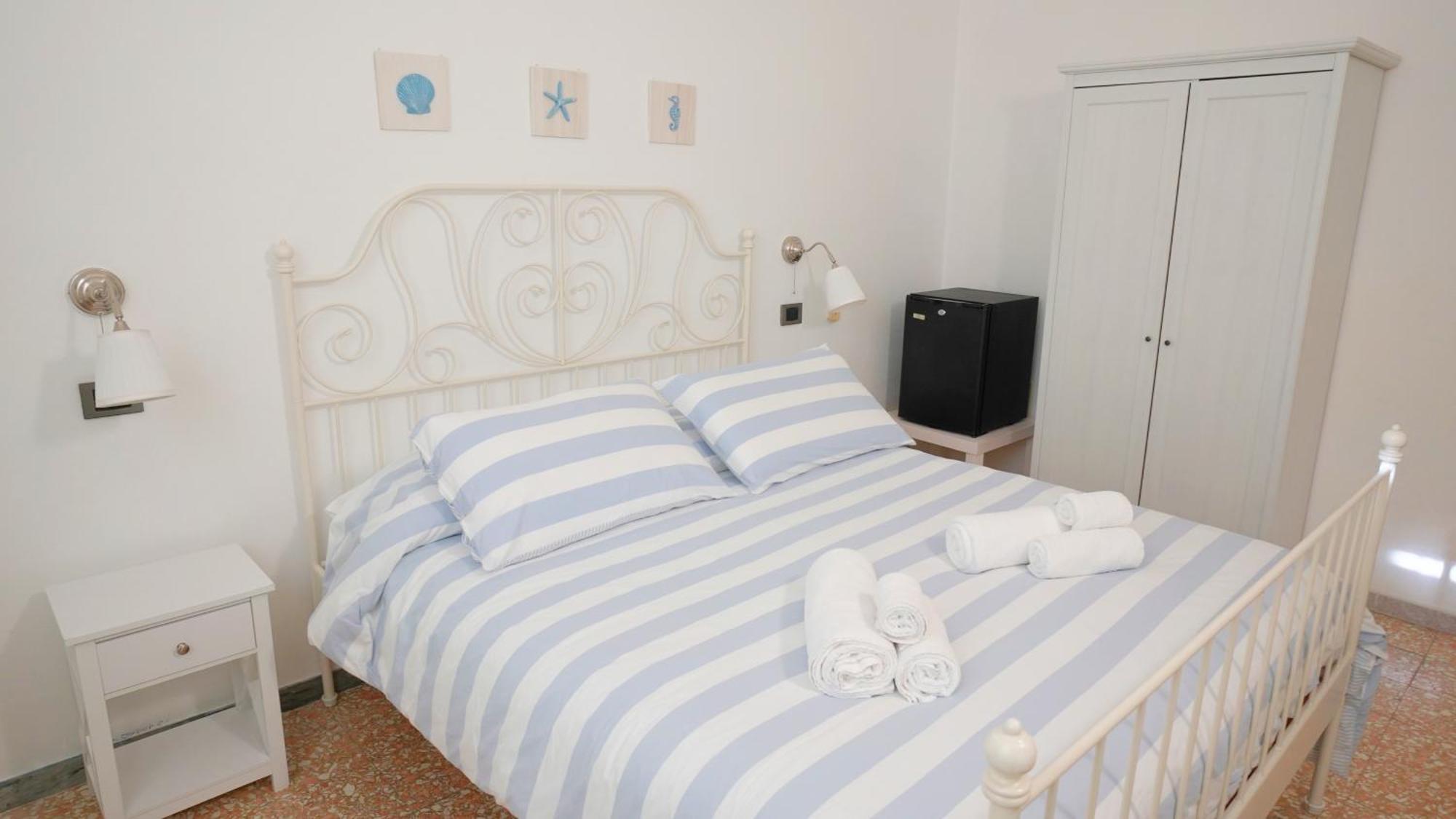 A Casa Di Mario E Nene Bed and Breakfast Viareggio Eksteriør billede