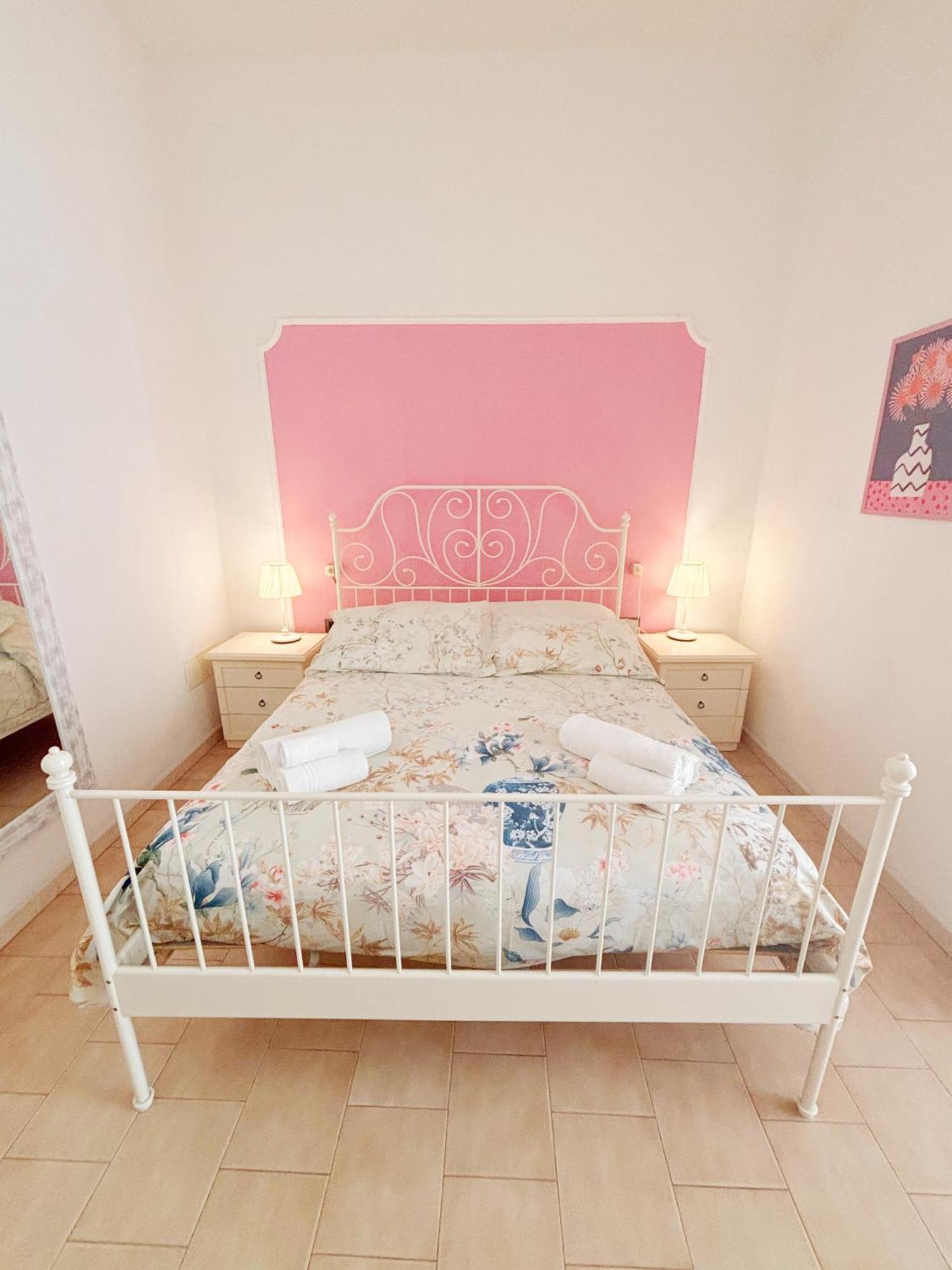 A Casa Di Mario E Nene Bed and Breakfast Viareggio Eksteriør billede